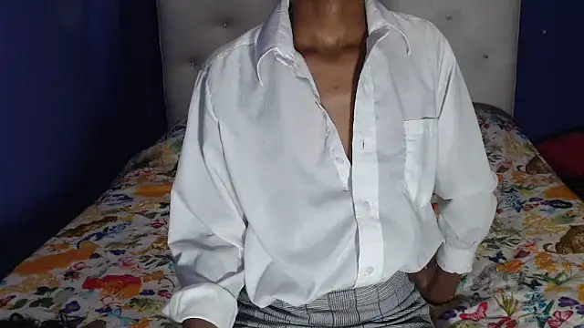 Snapshot of braguitashumedas chatting on February 15, 1:09 pm braguitashumedas online show from February 15, 1:09 pm