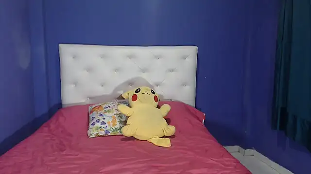 Snapshot of braguitashumedas chatting on February 23, 12:41 am braguitashumedas online show from February 23, 12:41 am