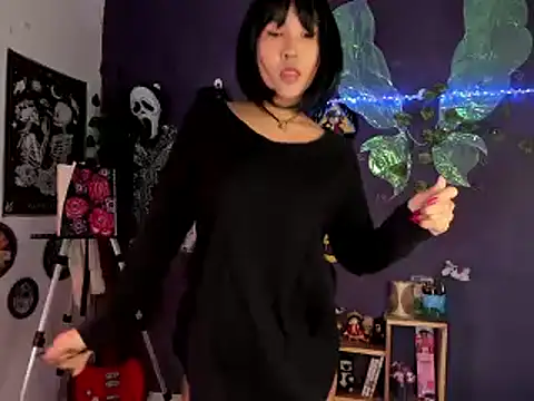 Mary Rosse1 online show from February 13, 11:17 am