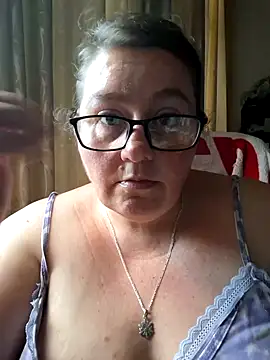 Iceprincess2bad4u online show from December 22, 4:48 pm