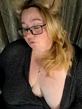 Iceprincess2bad4u online show from April 16, 6:09 pm