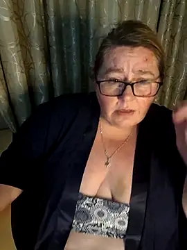 Iceprincess2bad4u online show from May 21, 7:21 pm