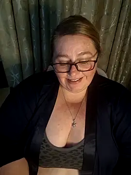 Iceprincess2bad4u online show from May 30, 6:27 pm