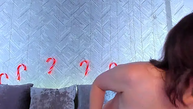 EvaBarsa  online show from December 18, 3:15 am