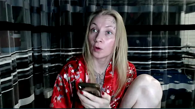 cold lollipop online show from November 12, 5:57 pm