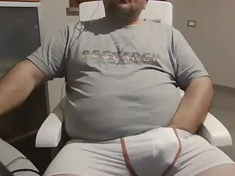 iron boy80 online show from April 17, 9:51 pm