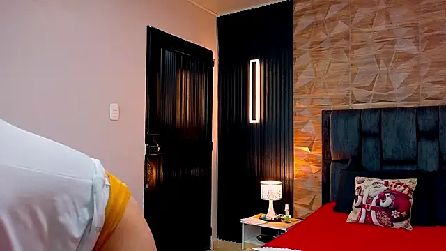 FelipeAndMarcello3 online show from January 9, 9:16 pm