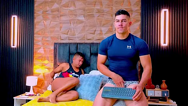FelipeAndMarcello3 online show from June 8, 3:01 pm