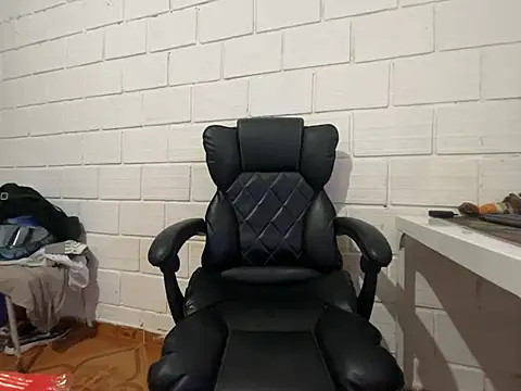 Max TheHorseDick online show from February 22, 4:49 pm