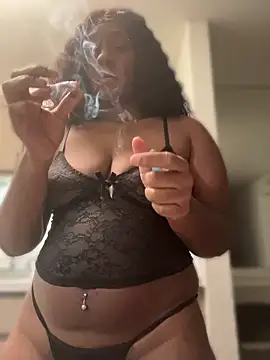 Foreignthababyy online show from May 15, 6:31 am