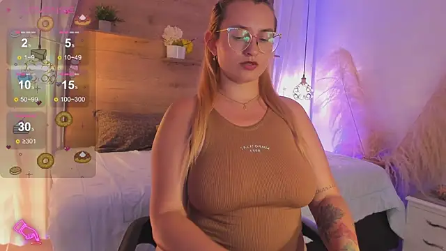 halaaa 1 online show from January 7, 10:52 pm