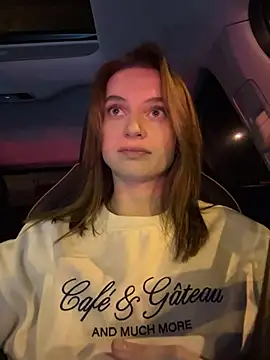 -AngelAri- online show from March 19, 9:05 pm