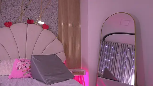 mssburbuja online show from March 4, 3:12 am