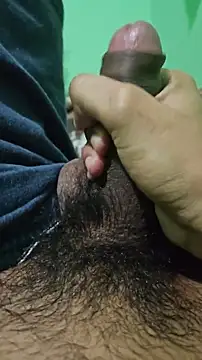 Snapshot of rockyp6 chatting on February 17, 2:02 pm rockyp6 online show from February 17, 2:02 pm