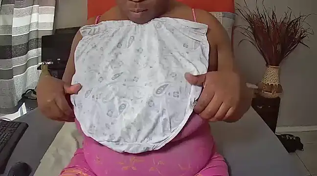 missboobsxx online show from January 20, 9:46 am