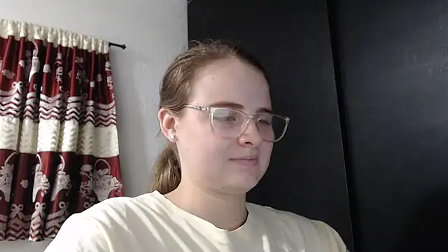 HellenMiyer1111 online show from November 10, 4:39 pm