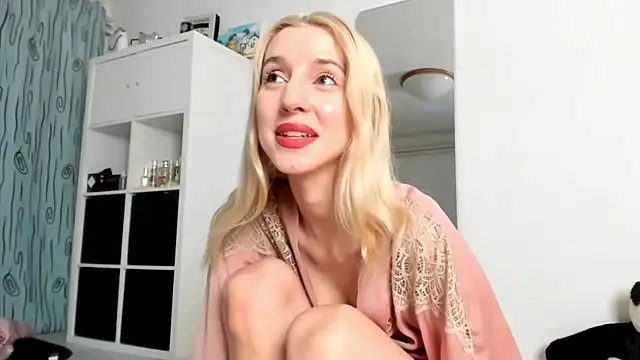 KenzieDawton online show from September 8, 7:46 pm