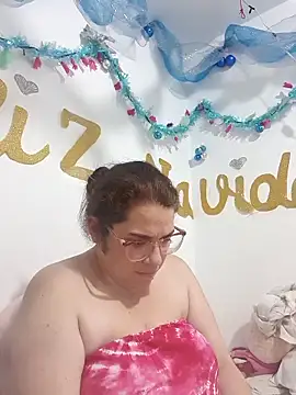 karlythothxh online show from November 27, 6:04 am