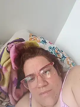 karlythothxh online show from December 5, 3:30 pm