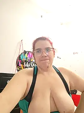 karlythothxh online show from January 15, 7:28 pm