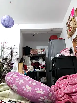 karlythothxh online show from April 5, 6:27 pm