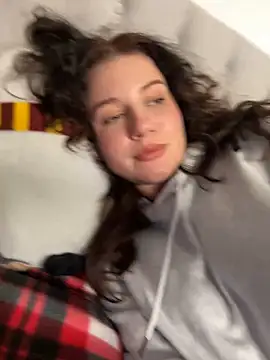 Snapshot of likaxxx chatting on December 10, 6:28 pm likaxxx online show from December 10, 6:28 pm