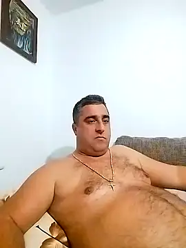 ADRIAN ADI40 online show from December 16, 8:16 pm