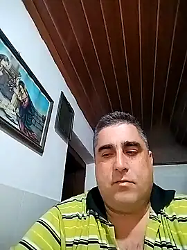 ADRIAN ADI40 online show from January 26, 7:10 am