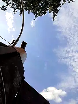 ADRIAN ADI40 online show from September 27, 8:19 am