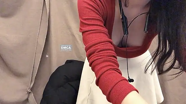 Snapshot of Tw_Zoella chatting on January 29, 12:02 pm Tw Zoella online show from January 29, 12:02 pm