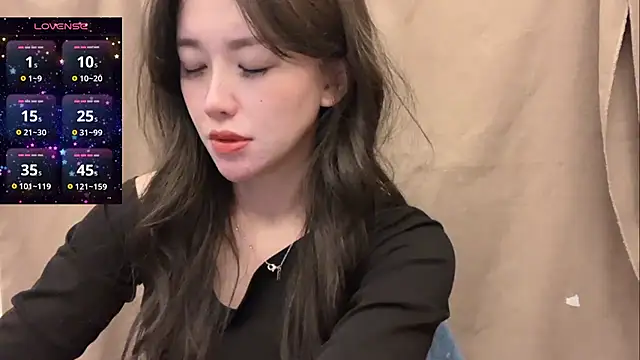 Snapshot of Tw_Zoella chatting on January 30, 4:24 pm Tw Zoella online show from January 30, 4:24 pm