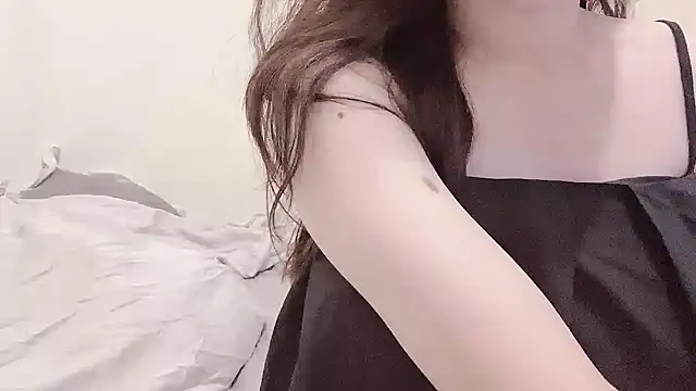 Snapshot of Tw_Zoella chatting on September 22, 7:21 am Tw Zoella online show from September 22, 7:21 am