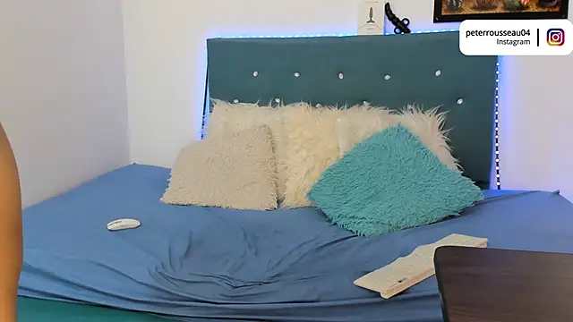 Max and Peter online show from February 16, 7:27 pm