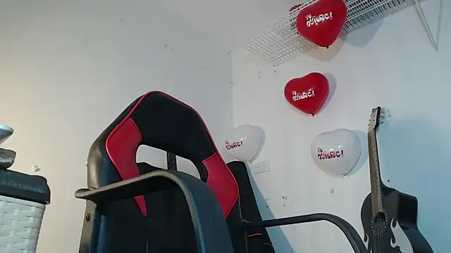 dann hill online show from February 14, 11:42 pm