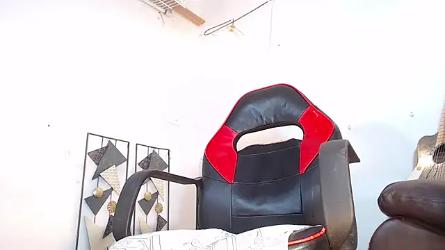 dann hill online show from December 20, 4:47 pm