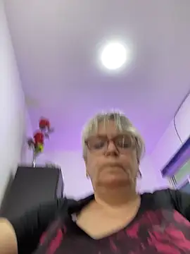 slutgold online show from February 26, 9:47 pm