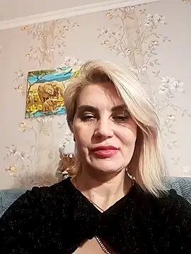 JennyOMay online show from December 30, 7:04 am