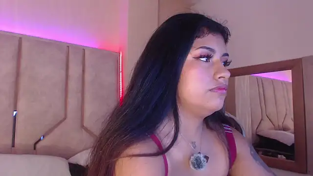 Snapshot of ChantalPetit chatting on June 16, 3:36 pm ChantalPetit online show from June 16, 3:36 pm