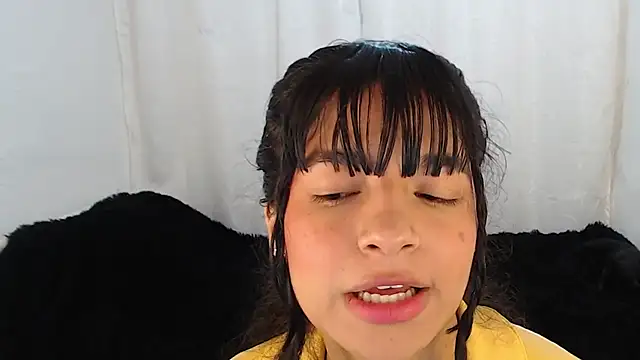 Snapshot of Liz_Galactic chatting on January 18, 10:06 pm Liz Galactic online show from January 18, 10:06 pm