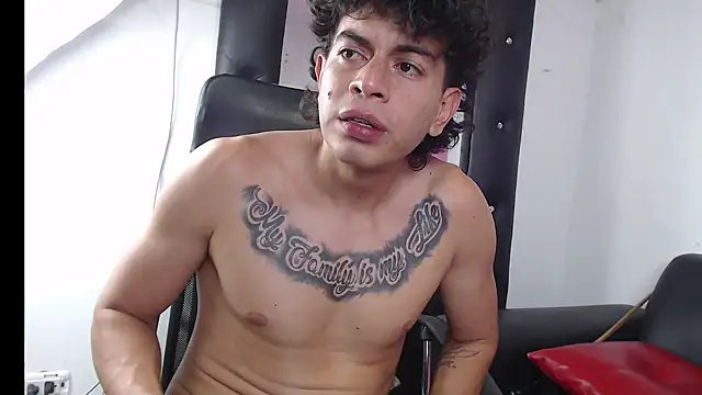 Strongernastyx online show from January 11, 10:29 pm