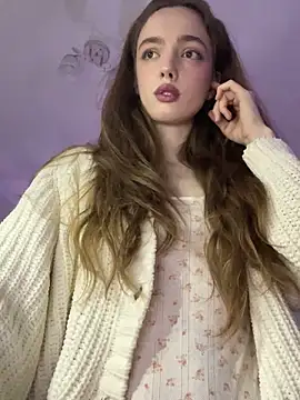 Snapshot of Weeissy chatting on January 13, 8:26 pm Weeissy online show from January 13, 8:26 pm