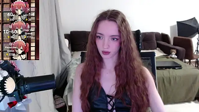 Snapshot of Weeissy chatting on March 12, 8:52 pm Weeissy online show from March 12, 8:52 pm