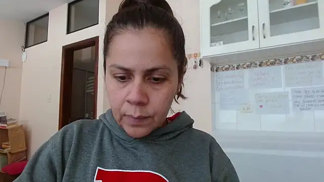 Sara Brandon online show from September 18, 4:31 pm