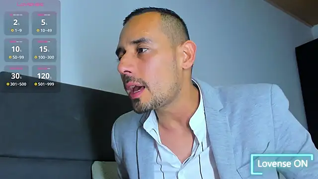 jhonyalzate2 online show from November 14, 3:38 am