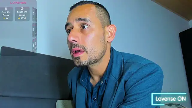 jhonyalzate2 online show from November 15, 3:26 am