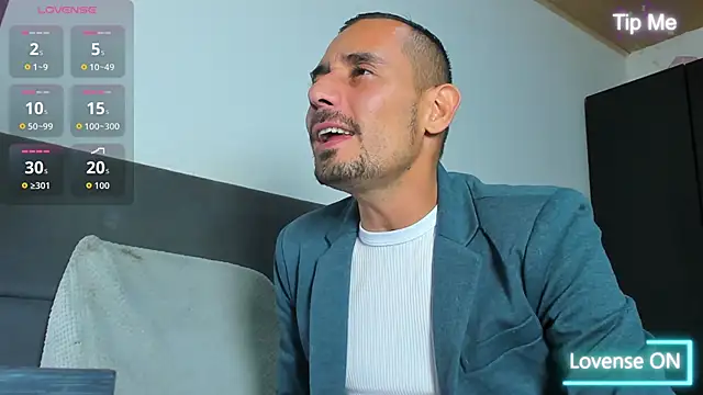 jhonyalzate2 online show from March 14, 6:52 am