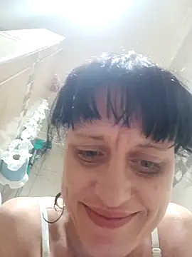 Snapshot of 05cockmaster10 chatting on October 30, 9:44 am 05cockmaster10 online show from October 30, 9:44 am