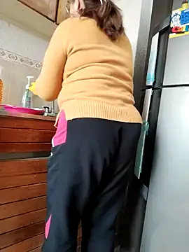 Vicky Rosse online show from March 6, 5:09 pm