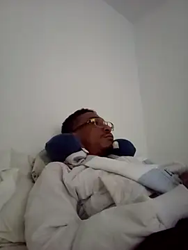 Snapshot of mellow_smoke chatting on January 12, 9:42 pm mellow smoke online show from January 12, 9:42 pm