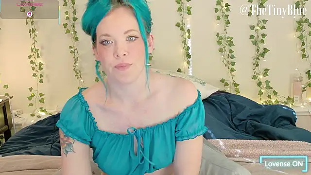 thetinyblue online show from February 24, 5:55 pm